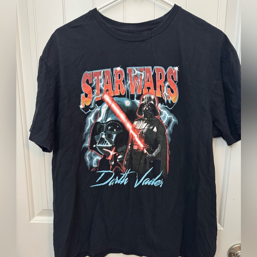 Star Wars Black Graphic Tee darth Vader men’s large - d